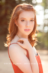 Senior Portrait Photographer, Holli True, photographs Class of 2016 high school senior, Maddie, at a lush, natural park in Eugene, Oregon.
