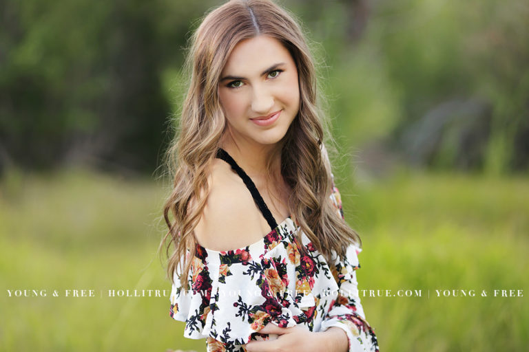 Beautiful Senior Session with a Horse in Bend Oregon | Holli True ...